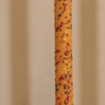 Neon πορτοκαλί λαμπάδα με splatter effect σε διάφορα χρώματα